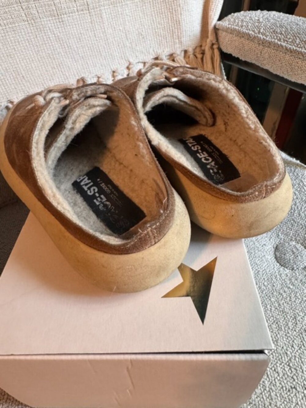 Golden Goose Space Star Sabot in tobacco-colored suede w/ perforated star Sz 39 - Picture 4 of 10